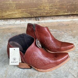 Ariat | Jolene Western Ankle Booties